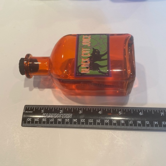 NWOT & Vintage Set of 4 Witch Apothecary Bottles - Picture 2 of 7